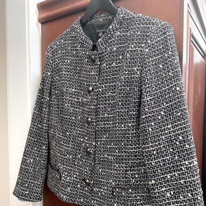 Elie Tahari for Bergdorf Goodman : Blazer/ Wool blend Jacket